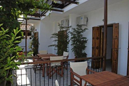 Athina Apartments Neo Klima Luaran gambar